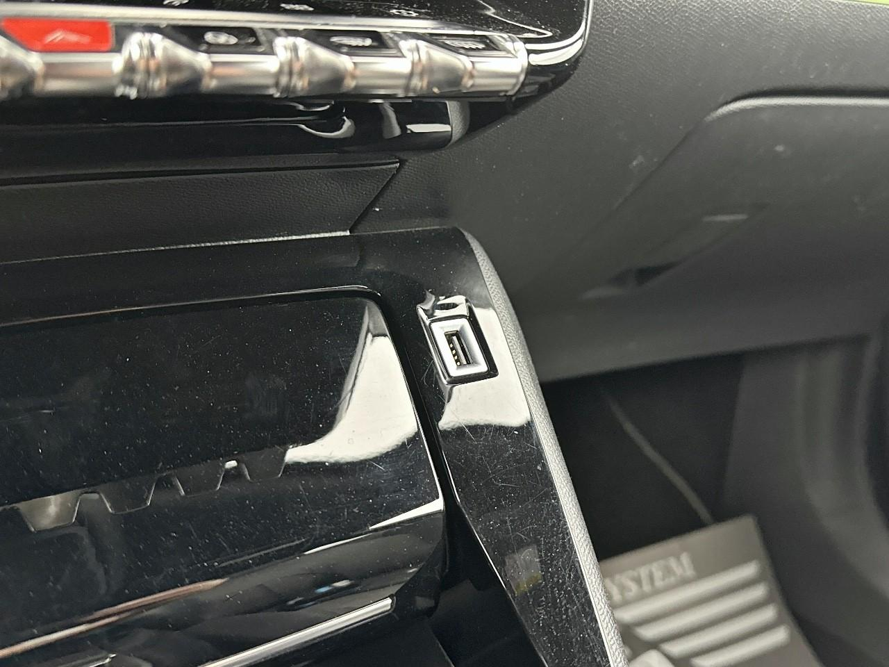 Peugeot 2008 puretech 130 s&s eat8 gt — photo 28