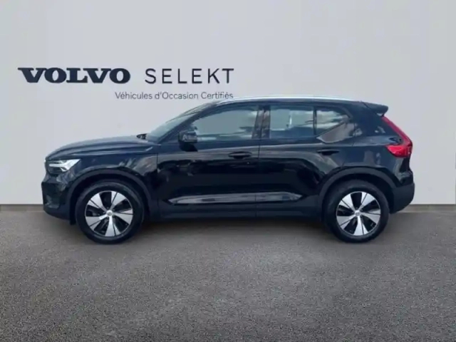 Volvo Xc40 t2 129ch momentum business geartronic 8 — photo 2