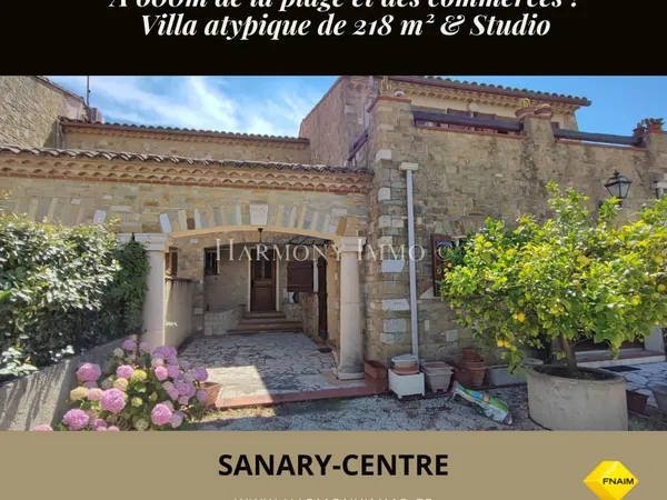 Villa T5 de 218 m2 & Studio au charme authentique à Sanary s
