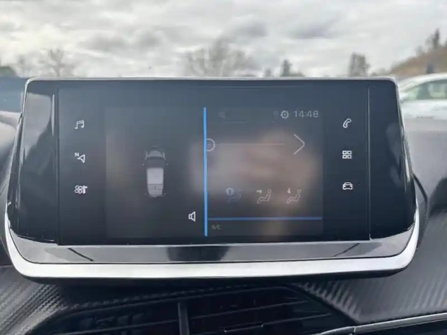Peugeot 208 puretech 75 s&amp;s bvm5 style — photo 24