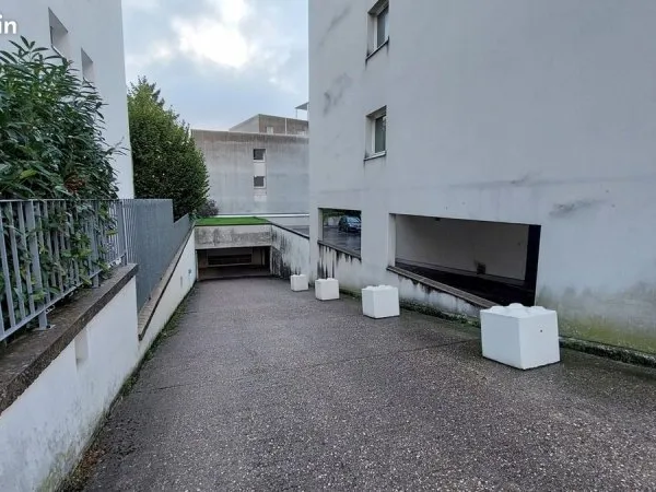Parking 6 m² Vandoeuvre Les Nancy