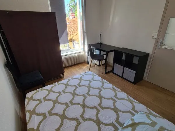 Grande colocation avec jardin - rue Anatole France - Chambres dès 375 HC