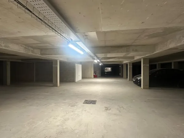 Parking 62 m²