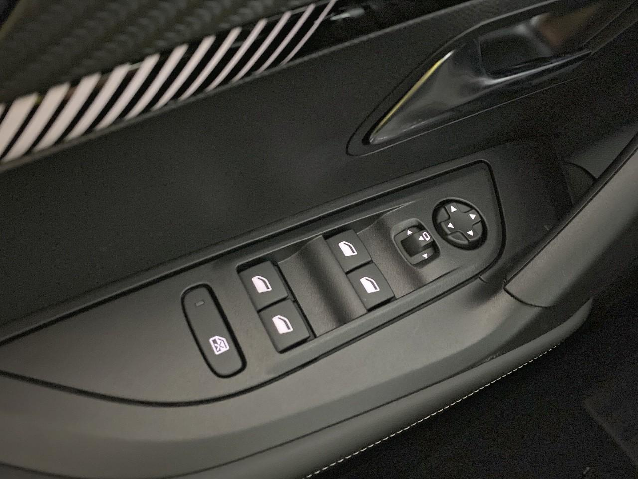 Peugeot 2008 hybrid 145 ch e-dcs6 allure — photo 20