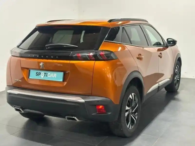 Peugeot 2008 1.2 130 s&amp;s allure gps radars carplay — photo 7