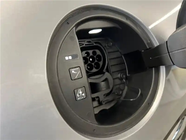 Hyundai Ioniq 6 77 kwh 229 ch — photo 17