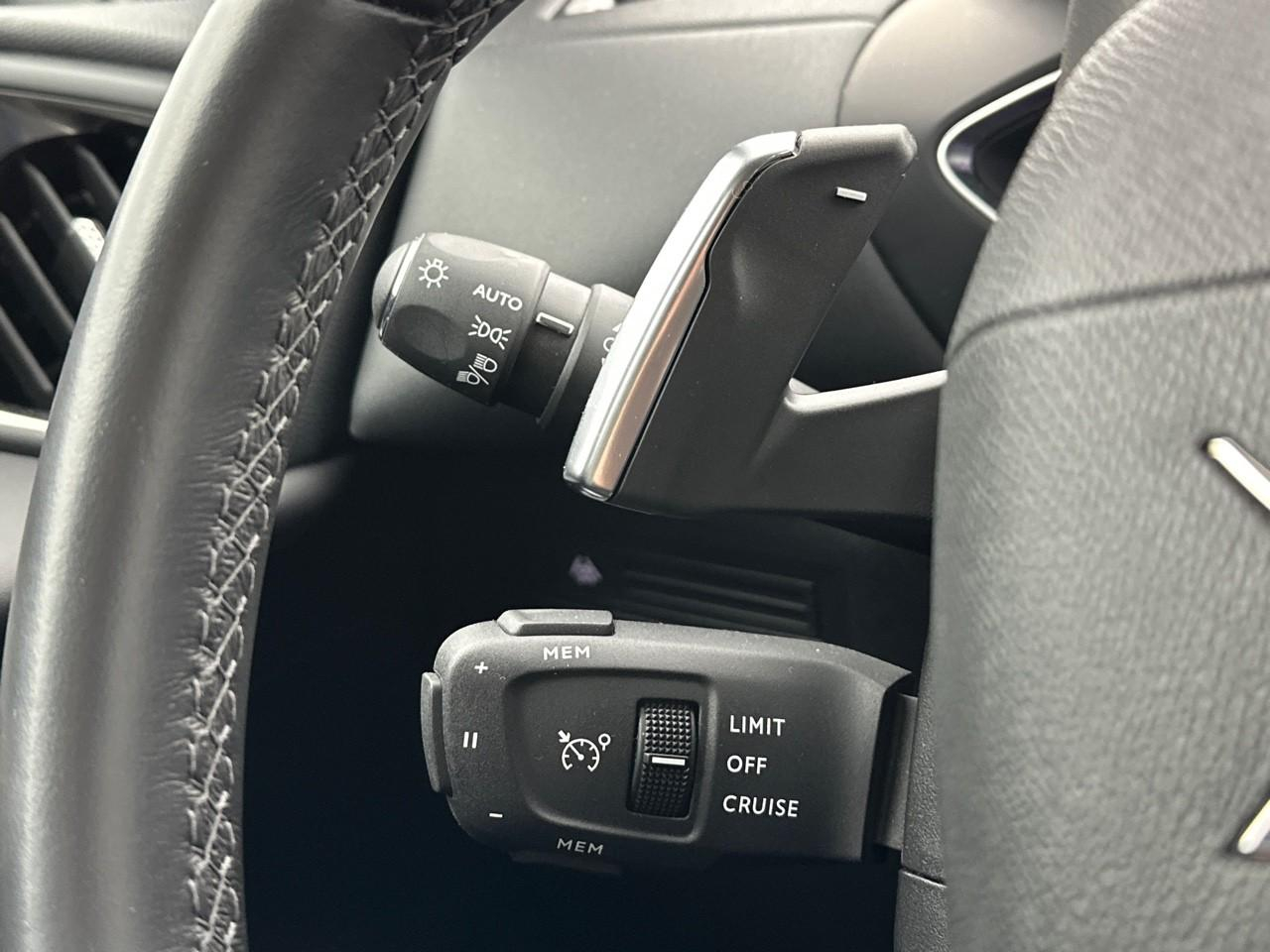 Ds Ds 3 crossback puretech 130 eat8 connected chic — photo 21
