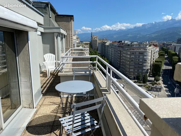Location T1Bis pour étudiant superbe vue 10e étage