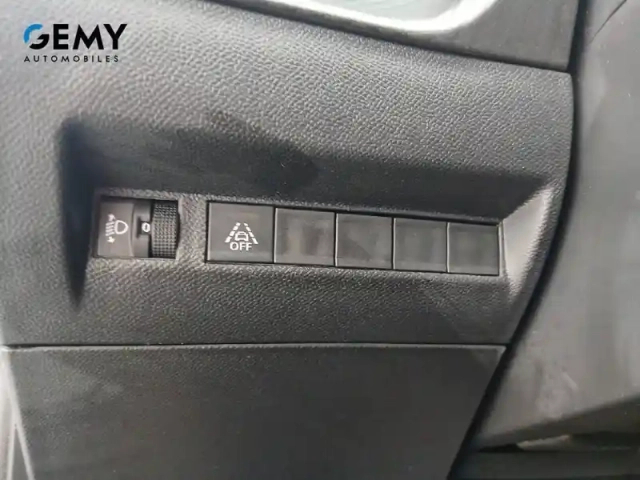 Peugeot 208 puretech 75 s&amp;s bvm5 — photo 59