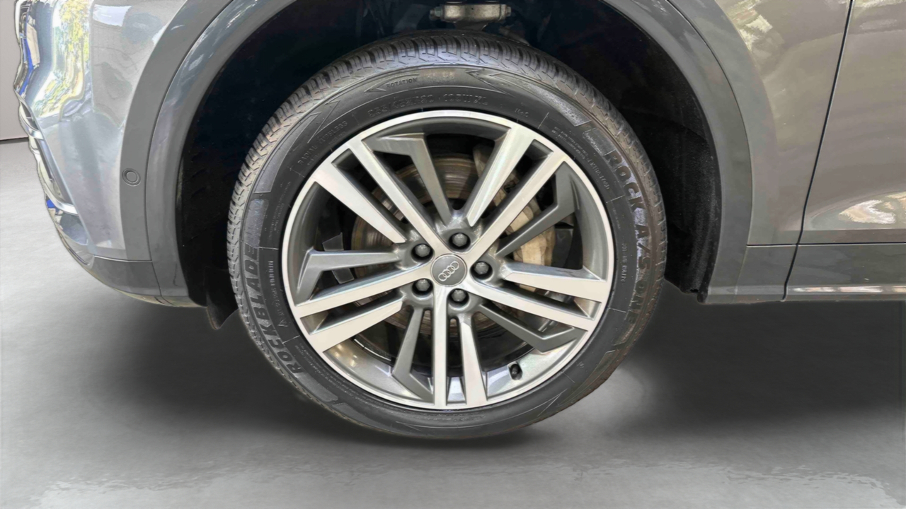 Audi Q5 55 TFSI e 367 S tronic 7 Quattro — photo 18