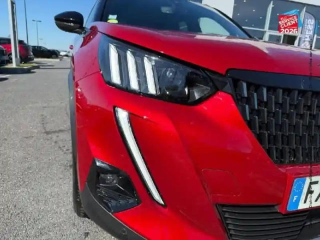 Peugeot 2008 1.5 bluehdi 130ch s&amp;s gt eat8 125g — photo 13