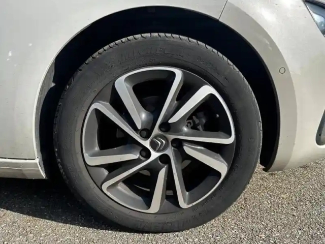 Citroën C4 Picasso grand c4 spacetourer puretech 130ch s&amp;s shine pack eat8 7cv — photo 7