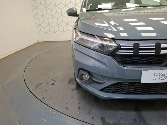 Dacia Sandero tce 90 — photo 9