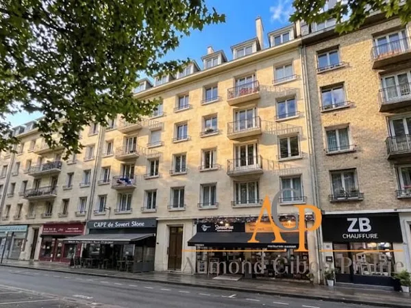 Centre Ville de Caen. Quartier Saint Jean