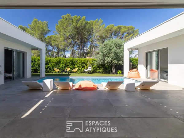 Villa d'architecte avec piscine dans le Pic Saint-Loup