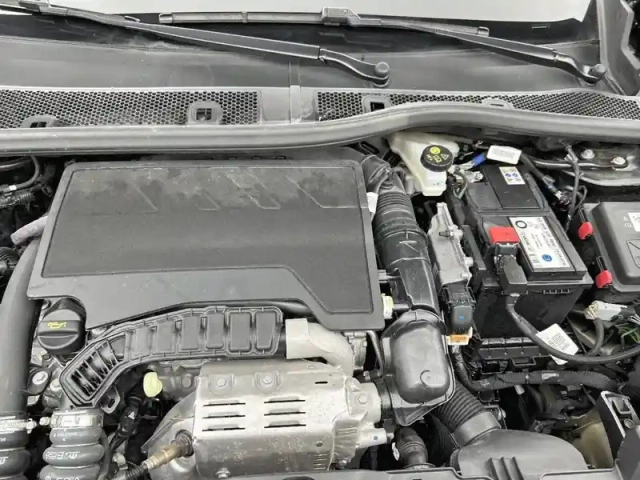 Peugeot 2008 puretech 130 s&amp;s eat8 — photo 31
