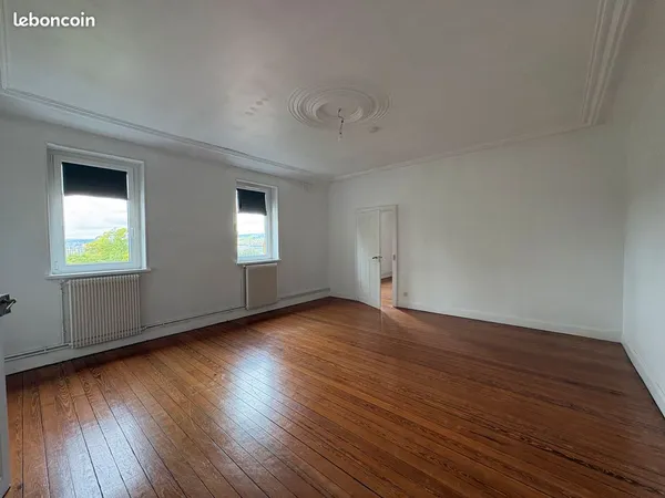 Spacieux F7 - 180 m² avec jardin QUEULEU - 5 chambres + Surface à aménager de 82 m²