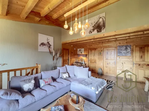 Superbe Ferme Rénovée De 1900 Charme Authentique Savoyard