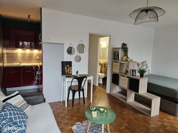 Studio meublé 28 m2