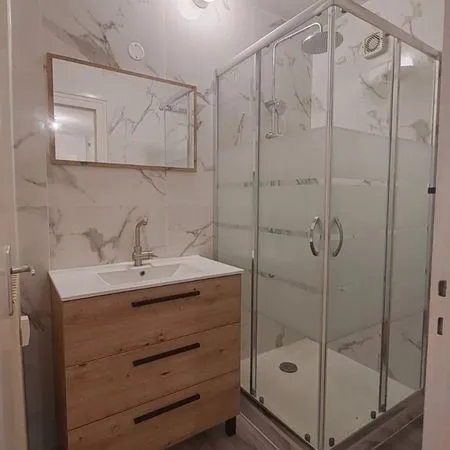T3 meublé rénové 63m2- 2 chambres - parking privative fermé Clermont-Ferrand La pradelle
