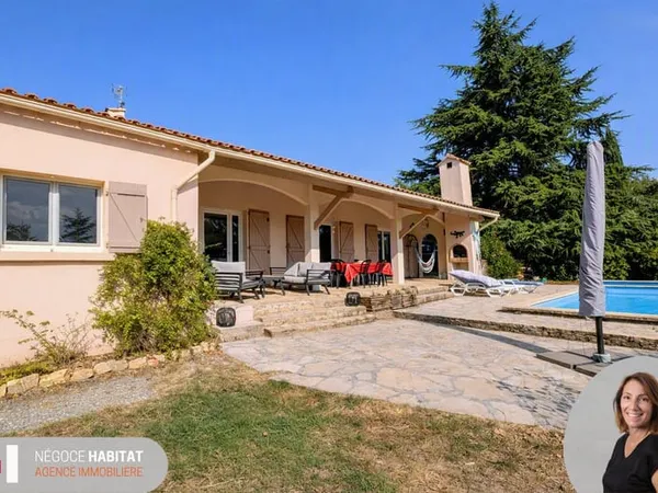 VILLA PLAIN PIED PISCINE STUDIO TERRAIN 4000 M2
