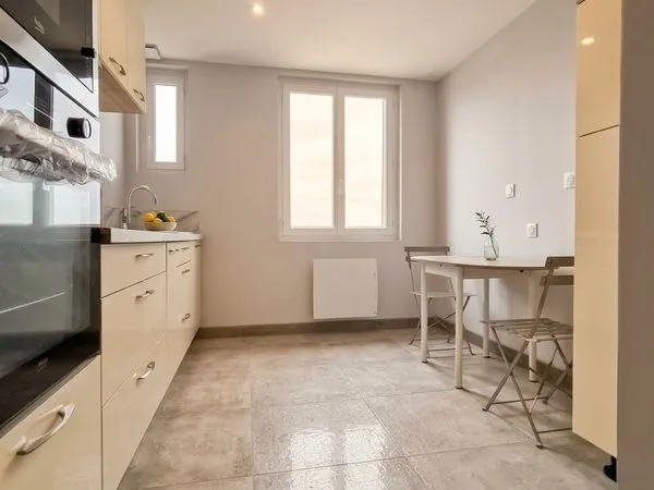 Appartement T3 rénové et équipé
