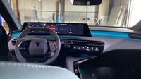 Peugeot 5008 Hybrid 145ch GT e-DCS6 — photo 11
