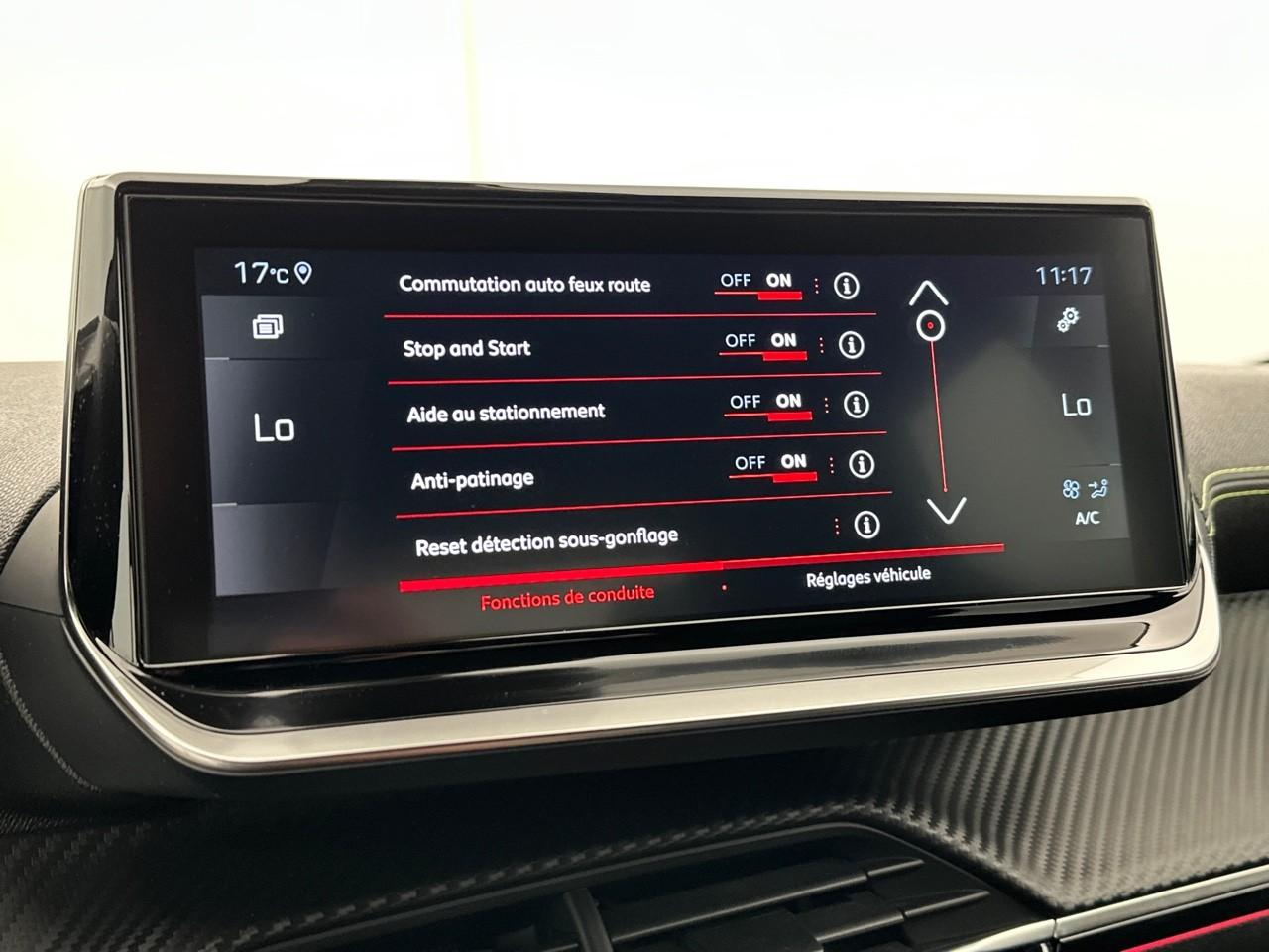 Peugeot 2008 puretech 130 s&s eat8 gt — photo 23