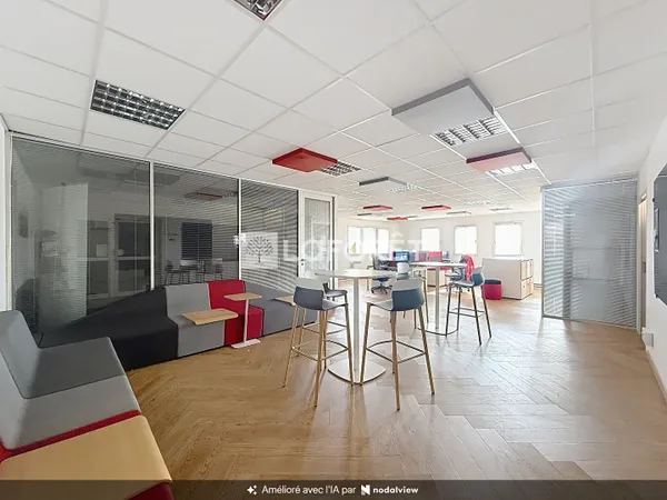 Bureaux 6 pièces 300 m²