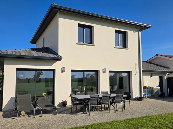 Maison 2002 T5 - Secteur recherché - DPE A - Sous garantie décennale