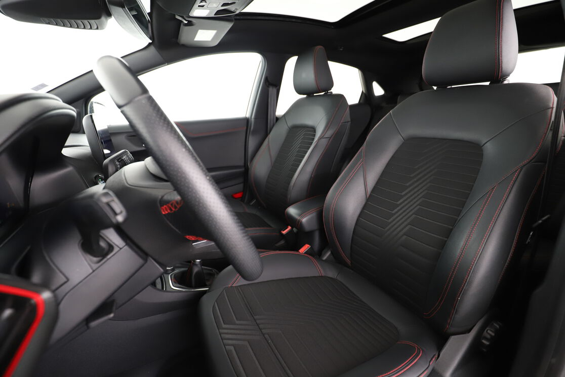 Ford Puma 1.0 EcoBoost Hybrid mHEV ST Line X — photo 9