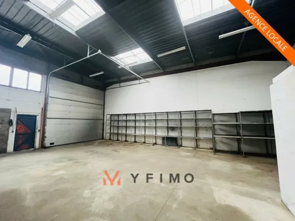133 m2 ACTIVITE - ENTREPOTS à LOUER