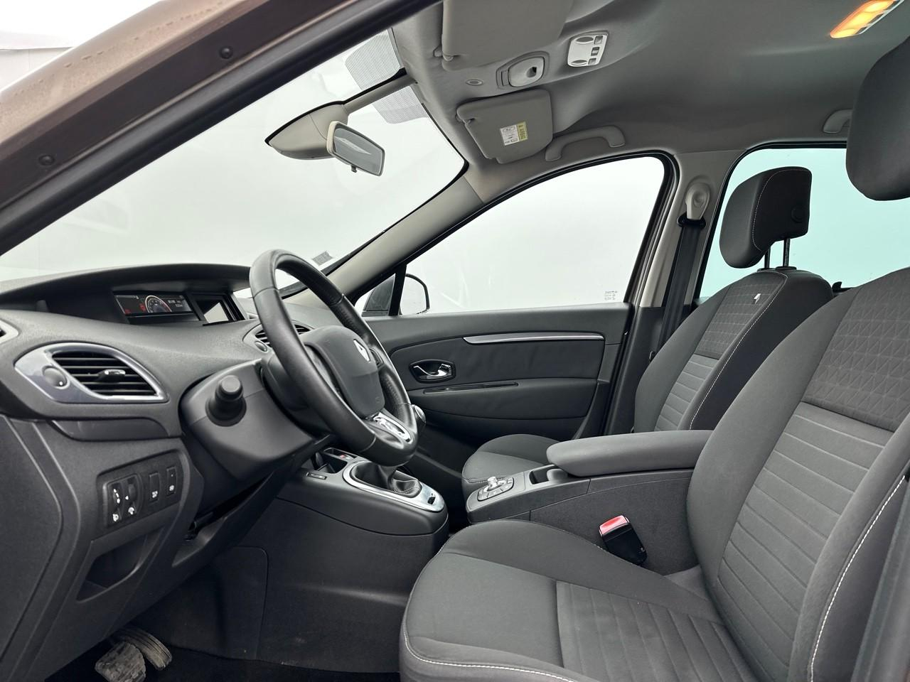 Renault Scenic tce 130 energy business — photo 9