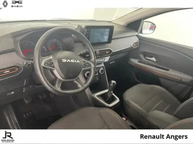 Dacia Sandero 1.0 tce 110ch stepway expression + — photo 15