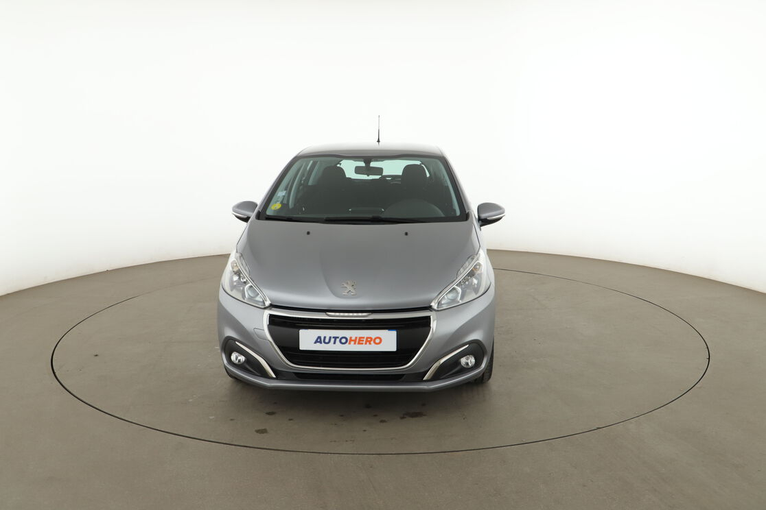 Peugeot 208 1.5 Blue-HDi Active — photo 8