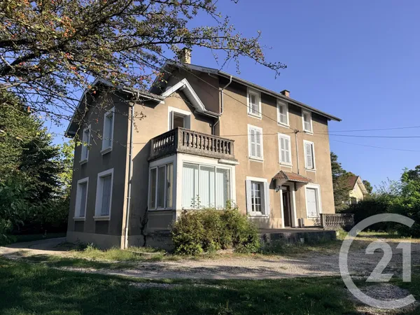Maison 10 pièces 315 m²
