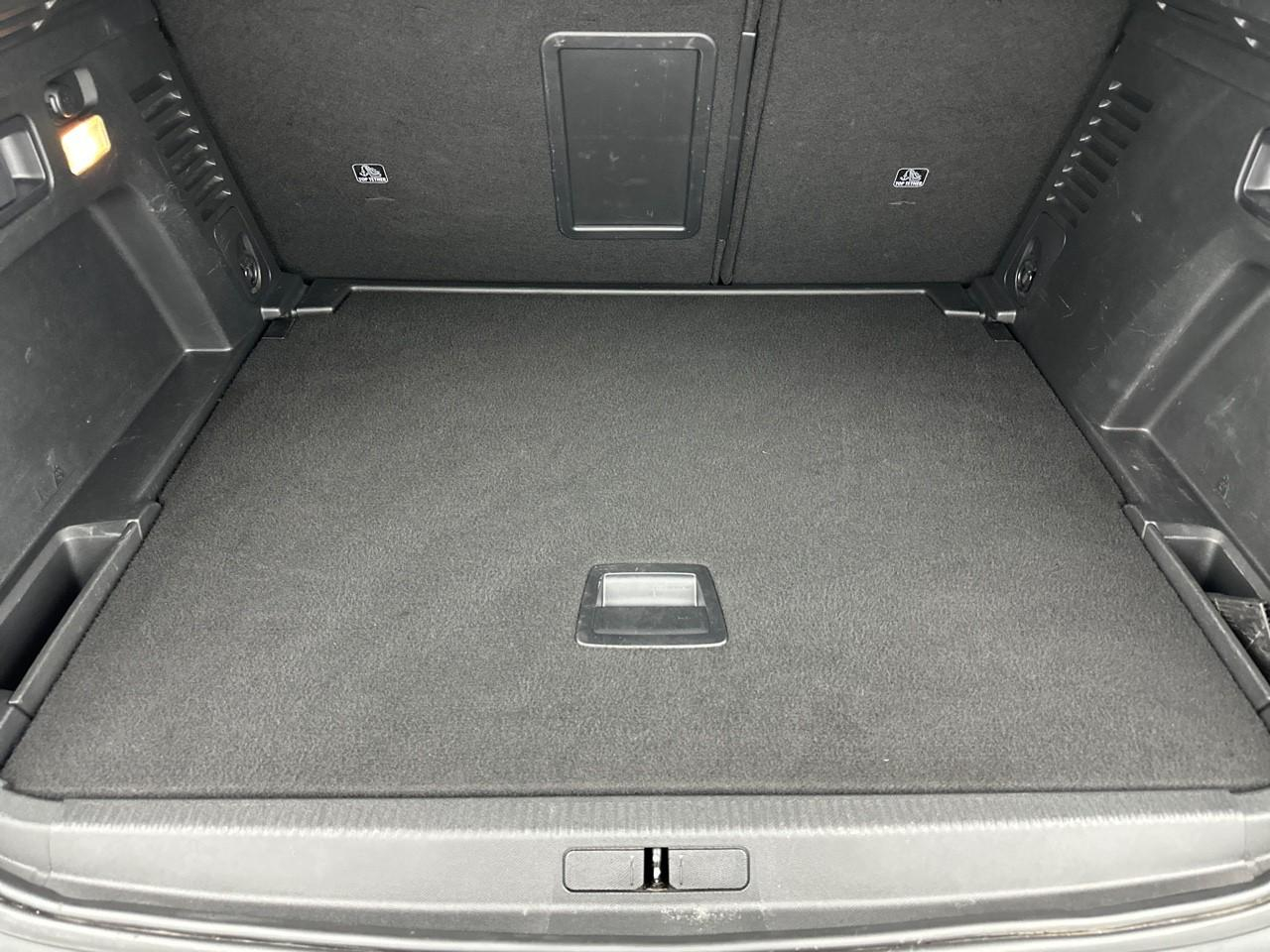 Peugeot 3008 puretech 130ch s&s eat8 allure pack — photo 6