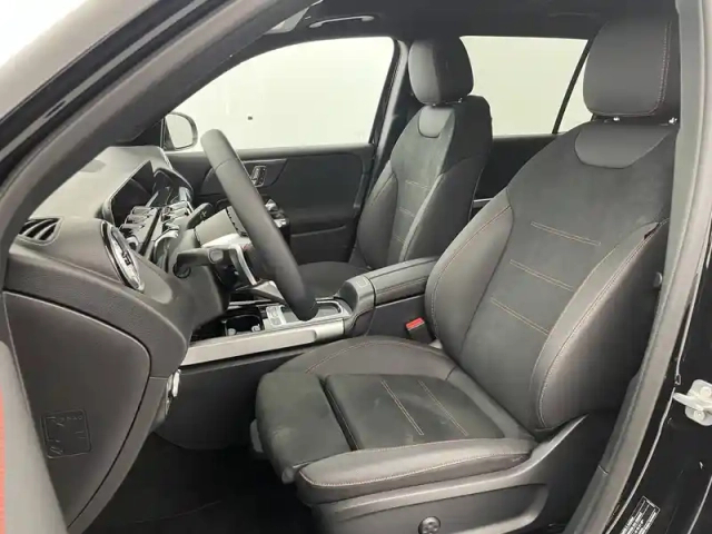Mercedes Glb 200 d 8g-dct — photo 79