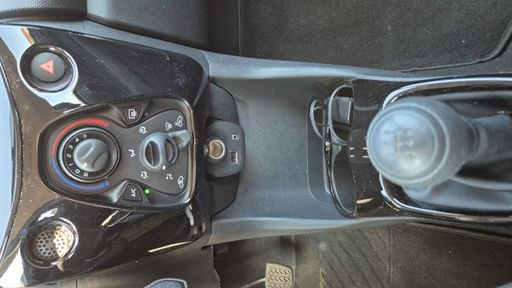 Citroen C1 1.0 VTi 72 - Feel – 2021 – 66038 km – Essence – Boîte Manuelle — photo 13