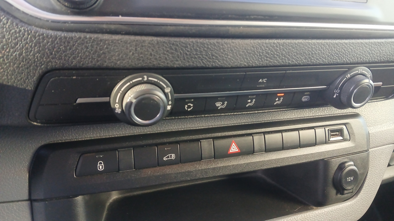 Peugeot EXPERT FGN TOLE STANDARD 1.5 BLUEHDI 120 S&amp;S BVM6 — photo 21