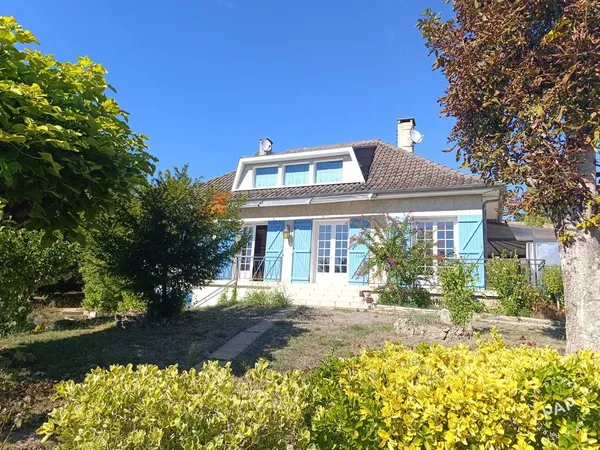 Maison 6 pièces 216 m²