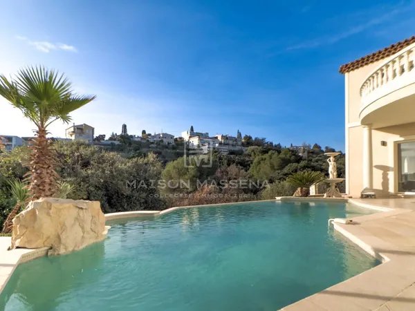 Splendide maison 6 pièces avec piscine vue mer,  quartier Plateaux Fleuris