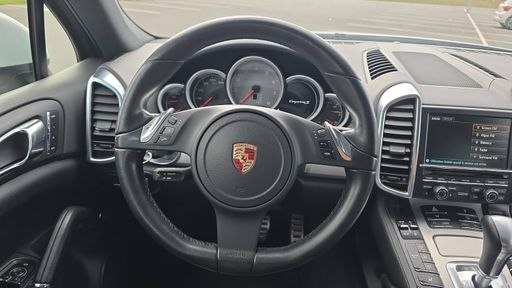 Porsche Cayenne 4.8 V8 400 Tiptronic - S – 2012 – 164913 km – Essence – Boîte Automatique — photo 36