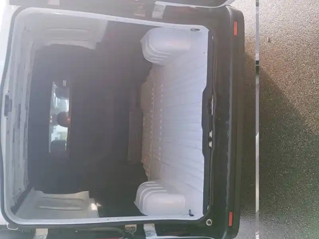 Renault Trafic ca l2h1 3t blue dci 170 auto — photo 11