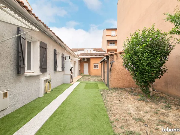 Immeuble 101 m²