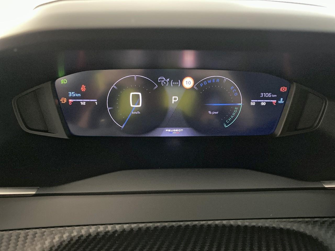 Peugeot 2008 hybrid 145 ch e-dcs6 allure — photo 13