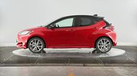 Toyota Yaris 116h Collection 5p MY22 — photo 7