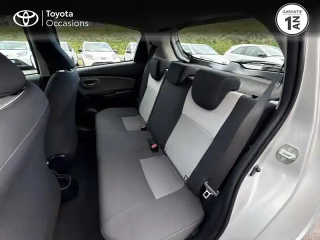 Toyota Yaris 70 vvt-i france connect 5p rc19 — photo 13