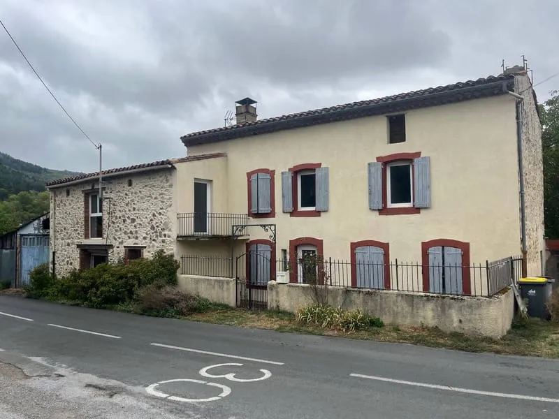 Photo 1