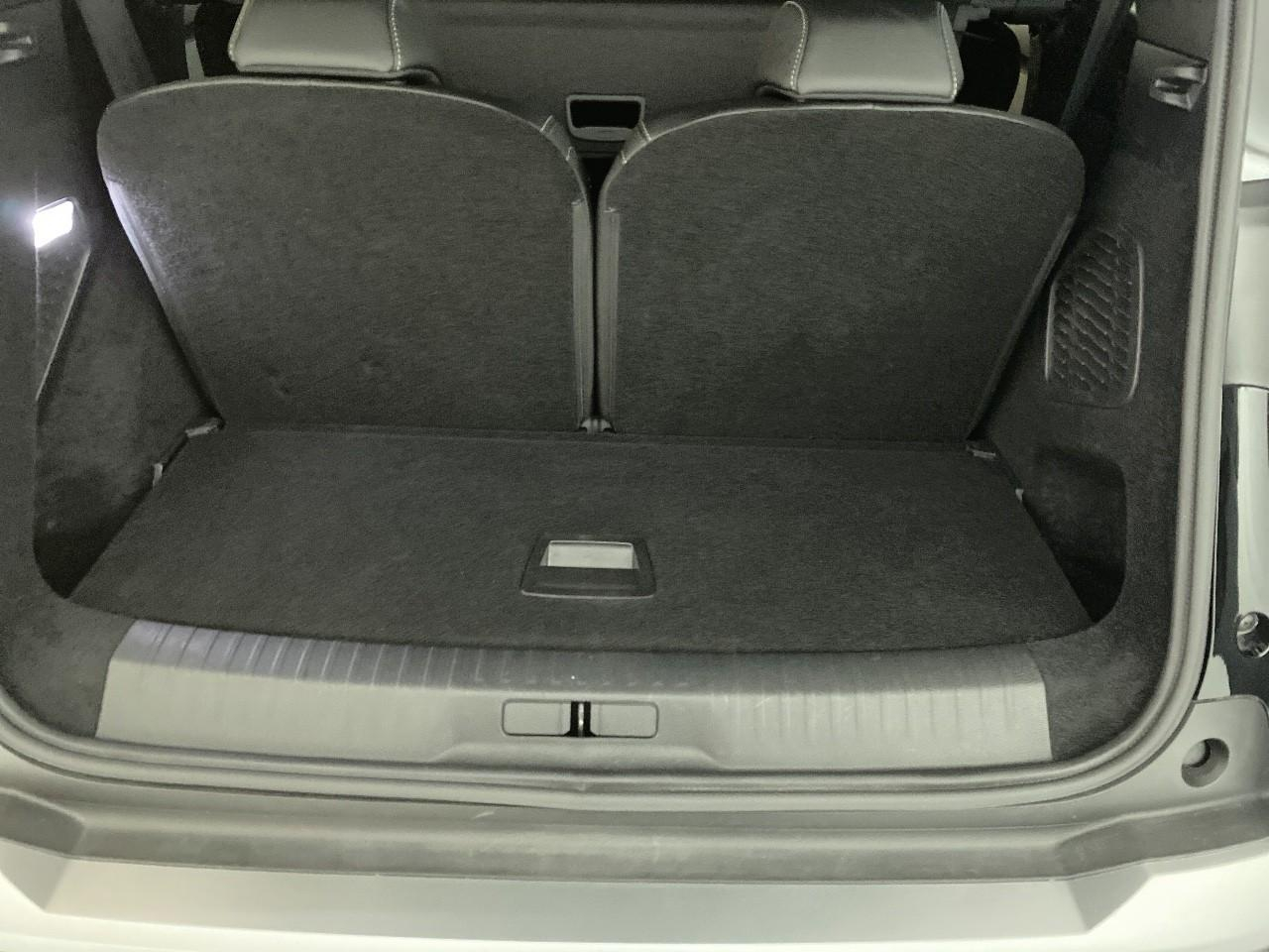 Peugeot 5008 hybrid 145 ch e-dcs6 gt — photo 6